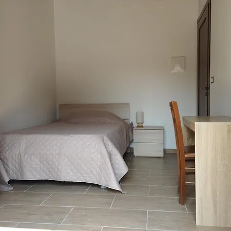 לינה וארוחת בוקר Corleone Bed And Breakfast קורליאונה