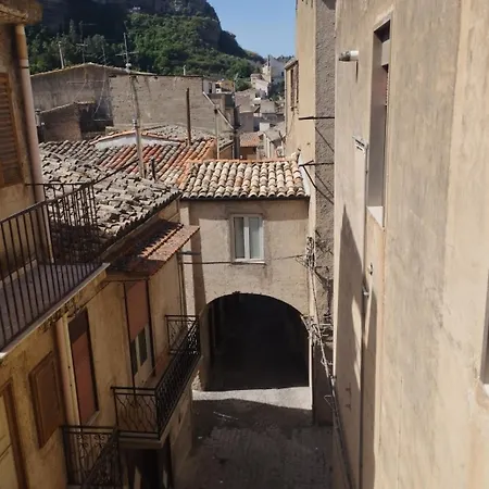 Bed & Breakfast Corleone Bed And Breakfast Corleone