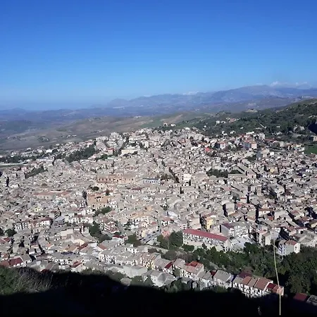 Corleone Bed And Breakfast Bed and breakfast *