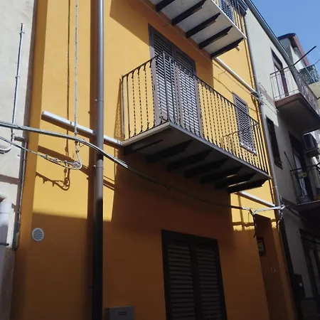 Bed & Breakfast Corleone Bed And Breakfast *