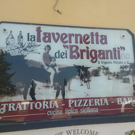 Corleone Bed And Breakfast Bed & Breakfast Corleone